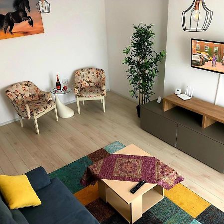 בראשוב Jolie Apartments מראה חיצוני תמונה