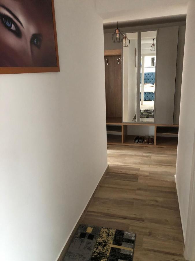 בראשוב Jolie Apartments מראה חיצוני תמונה