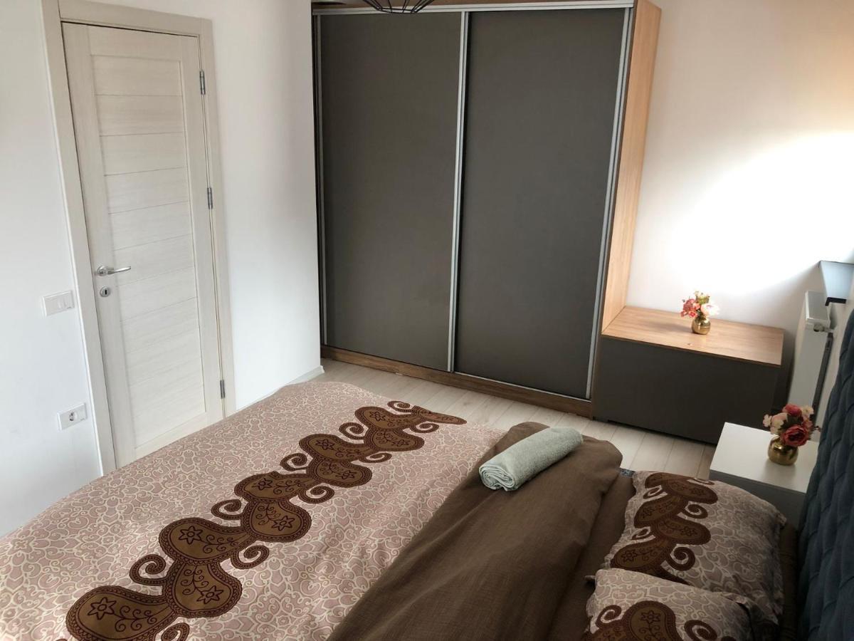 בראשוב Jolie Apartments מראה חיצוני תמונה